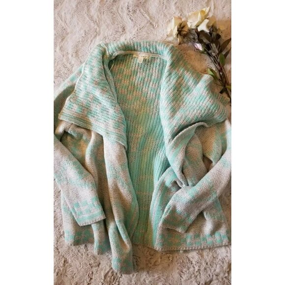Francescas Miami Light Gray Turquoise Blue Broad Collar Cardigan Sweater Small - Picture 2 of 9